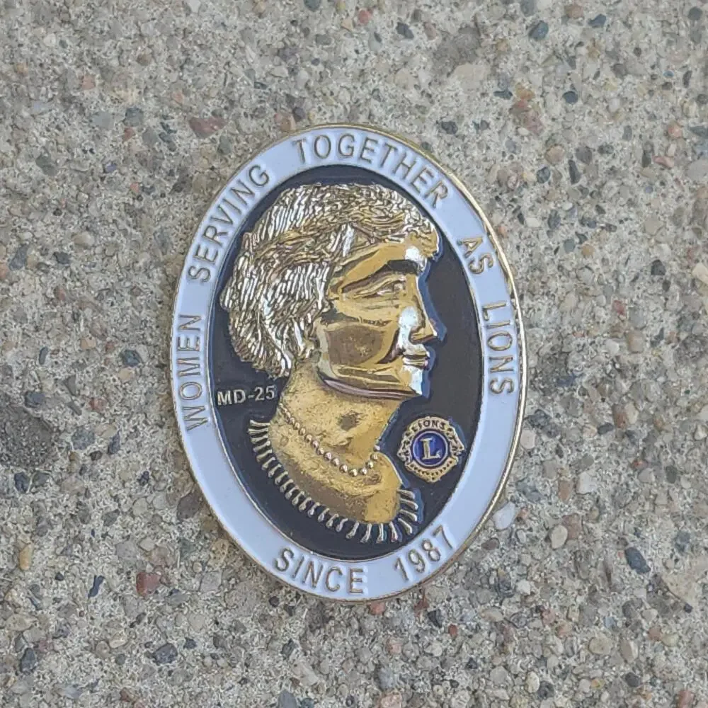 Lions Club Women Serving Together Since 1987 MD-25 Silver Enamel Lapel Pin Badge